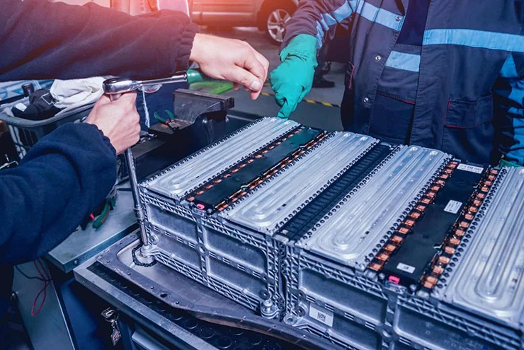 Pin hybrid được tạo ra từ nhiều mô-đun và cell pin khác nhau.