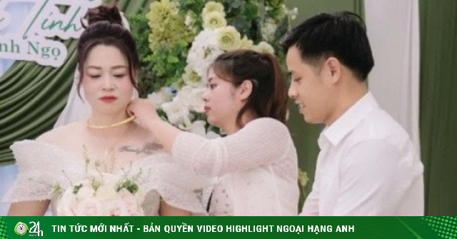 Cô dâu U50 ở Hưng Yên tái hôn sau 28 năm, đám cưới 55 mâm rộn ràng