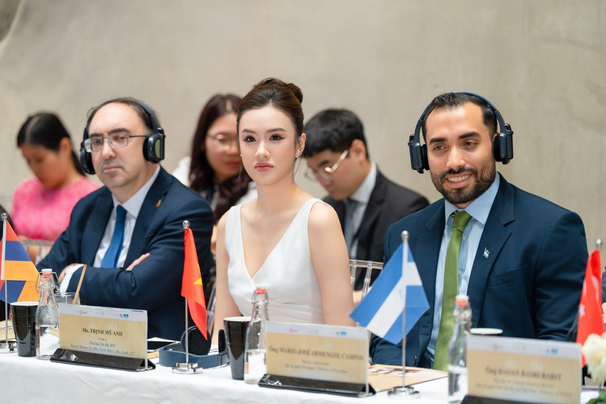 Phương Linh, Mỹ Anh kể câu chuyện “di sản sống” cà phê tại Buôn Ma Thuột - 5