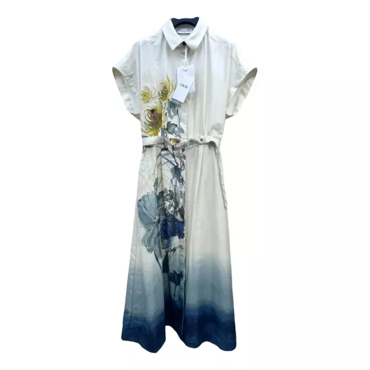 Mẹ chồng Đỗ Mỹ Linh diện set đồ gần 200 triệu đồng mừng tuổi mới - 2