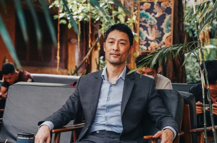 Ngoại hình Johnny Trí Nguyễn tuổi 52 - 3