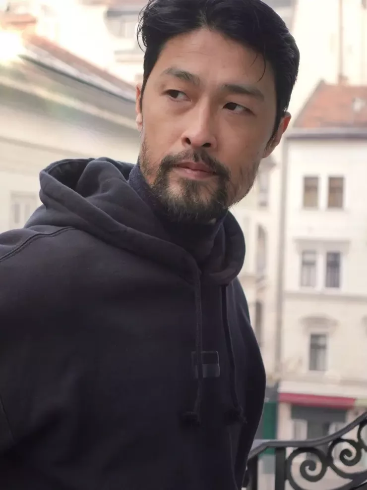 Anh nói luôn hướng đến sự tự do và thoải mái trong mọi điều của cuộc sống, kể cả thời trang.