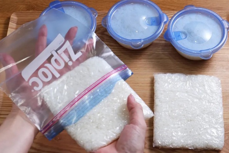 Cất cơm trong tủ lạnh ăn dần - 4