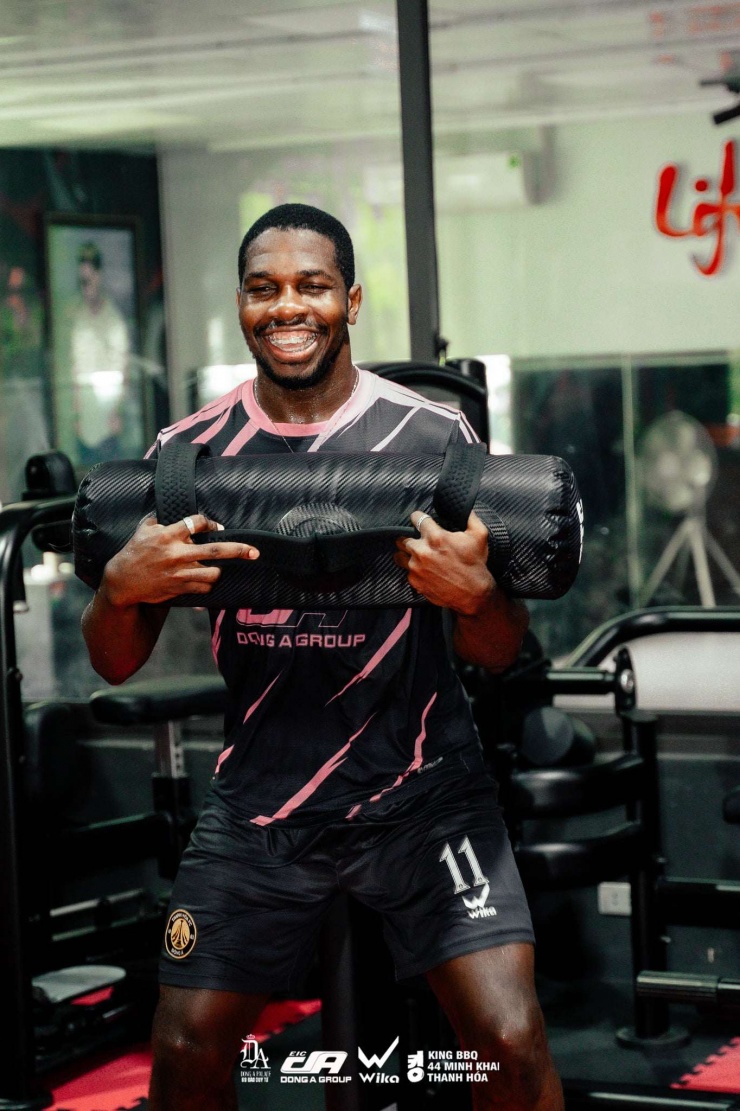 Rimario Gordon đã cùng Hà Nội FC giành Cúp Quốc gia 2020 và cùng Đông Á Thanh Hóa vô địch Cúp Quốc gia 2023/2024, Siêu Cúp Quốc gia 2023. Ngoài ra, anh cũng là thành viên của Đông Á Thanh Hóa giành ngôi á quân V.League 2018, rồi góp mặt trong danh sách Hải Phòng FC giành ngôi á quân V.League 2022.