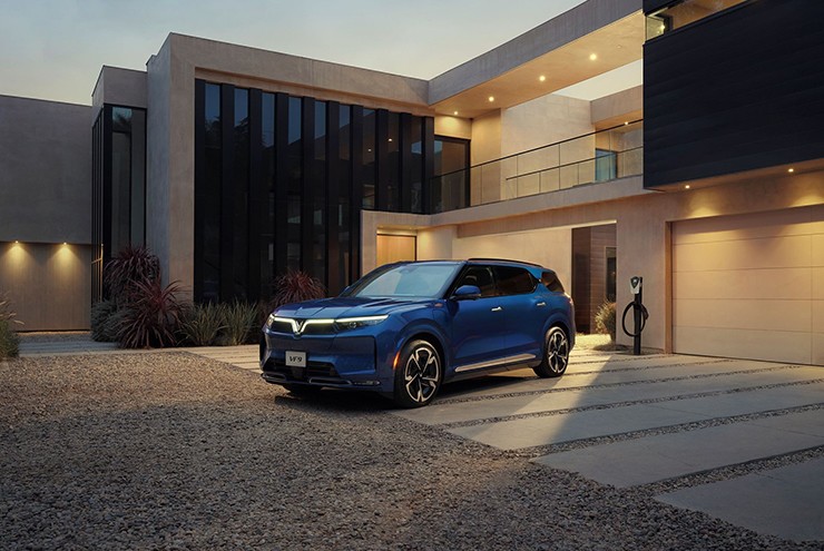 Giá xe VinFast VF 9 niếm yết và lăn bánh tháng 4/2026 - 2