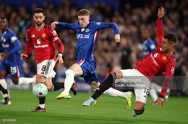 MU đối mặt bài toán khó khi Casemiro rời đi