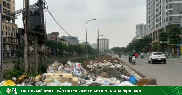 Đường Nguyễn Cảnh Dị ở Hà Nội thi công dở dang, công trường bỏ không ngập rác