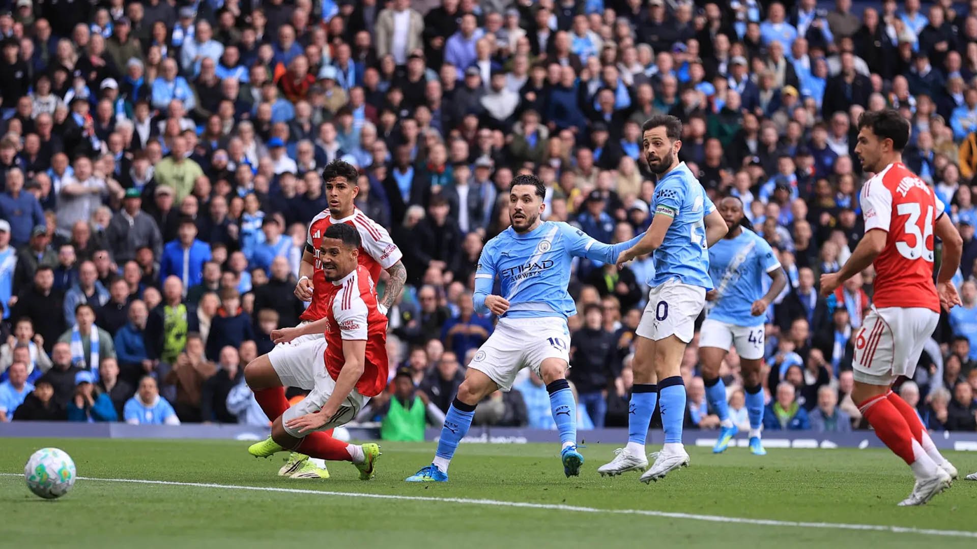 Man City khiến Arsenal sập bẫy, Pep Guardiola xứng danh bậc thầy chiến thuật - 8