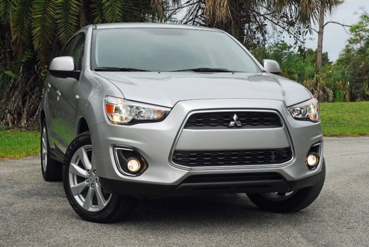 Mitsubishi Outlander Sport giai đoạn 2011-2014 được nhập khẩu nguyên chiếc từ Nhật Bản: Ảnh: Sanxehot