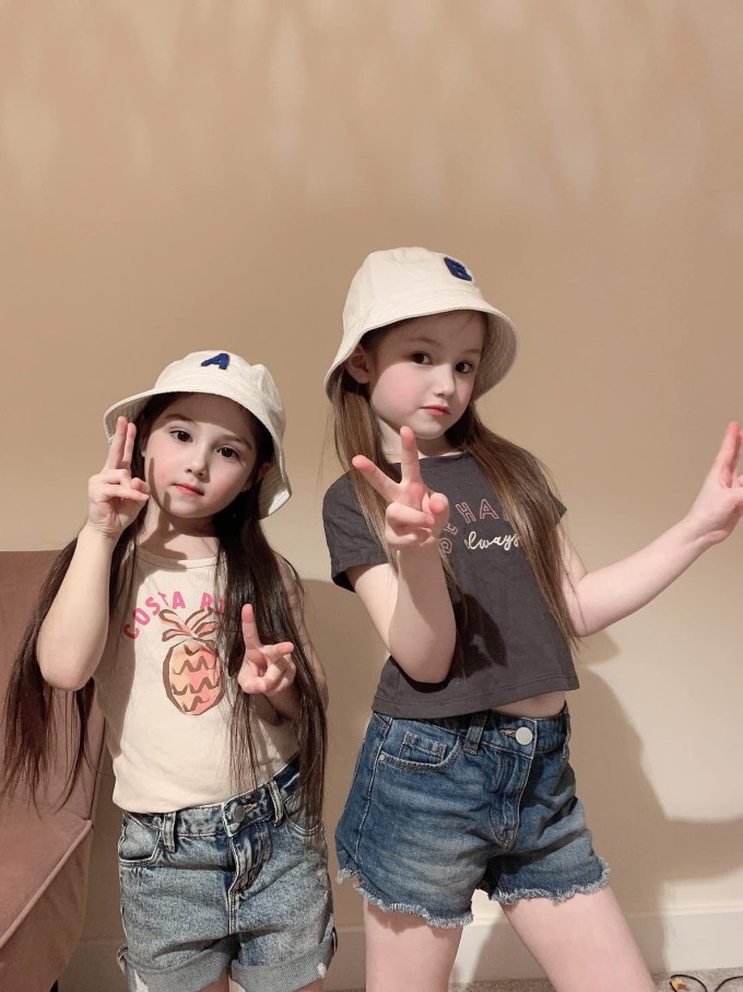 Hai bé gái lai Việt - Anh từng 'gây sốt' năm 2019 giờ ra sao? - 5