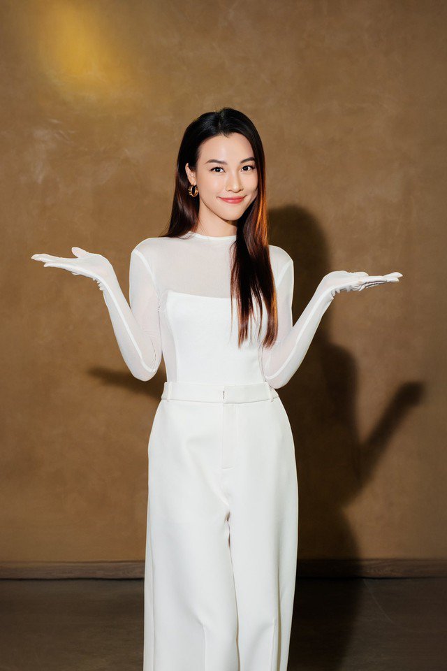 Một Á hậu Việt sau 4 năm ly hôn chồng Tây có sắc vóc 'lên hương' nhờ siết cân, giảm mỡ - 9