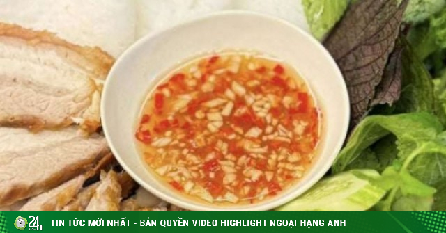 Bí quyết làm heo quay giòn bì “bất bại” bằng nồi chiên không dầu, giòn rụm, ngọt ngon