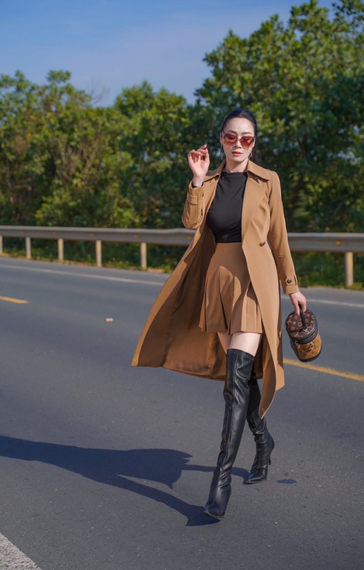 Quách Thu Phương thăng hạng với gu thời trang trung niên vạn người mê - 10