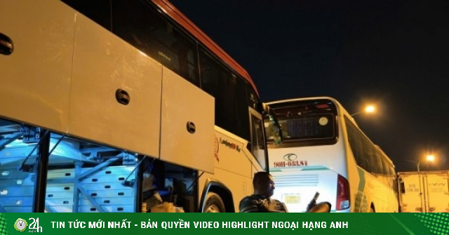 Tài xế mắc kẹt xuyên đêm trên cầu Phú Mỹ sau tai nạn 6 ôtô