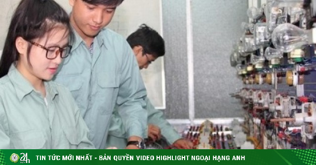 17.000 thí sinh Hà Nội bỏ thi lớp 10: Những khoảng trống của hệ thống giáo dục?