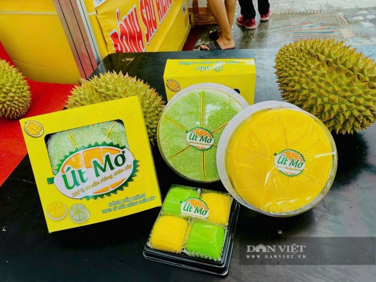 Du khách ùn ùn đổ về, loạt món “hot hit” cháy hàng ngay lúc này - 10