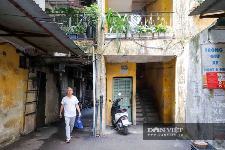 Được biết, trước đây, khu tập thể Thanh Xuân Bắc từng được một nhà thầu lập kế hoạch phá dỡ, xây dựng các tòa nhà cao 26 tầng trên diện tích khoảng 30 ha trong giai đoạn 2004-2011. Nhiều hộ dân sinh sống tại đây cho biết, trước đây đã từng họp bàn phương án phá dỡ, xây dựng, người dân được lấy ý kiến, nhưng mãi vẫn không thấy triển khai. 