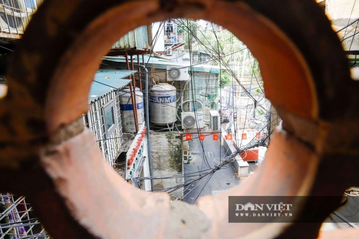 Theo danh mục cải tạo chung cư cũ Hà Nội công bố tháng 3, hơn một nửa số tòa đã được kiểm định, trong đó 9 tòa xếp loại C (hư hỏng đáng kể) và 30 tòa xếp loại B (xuống cấp). Ngày 7/4, chủ đầu tư Phú Mỹ Hưng (Tập đoàn CT&D) kiến nghị tham gia cải tạo khu tập thể Thanh Xuân Bắc, nhằm tái thiết hạ tầng và nâng cao chất lượng sống của người dân.