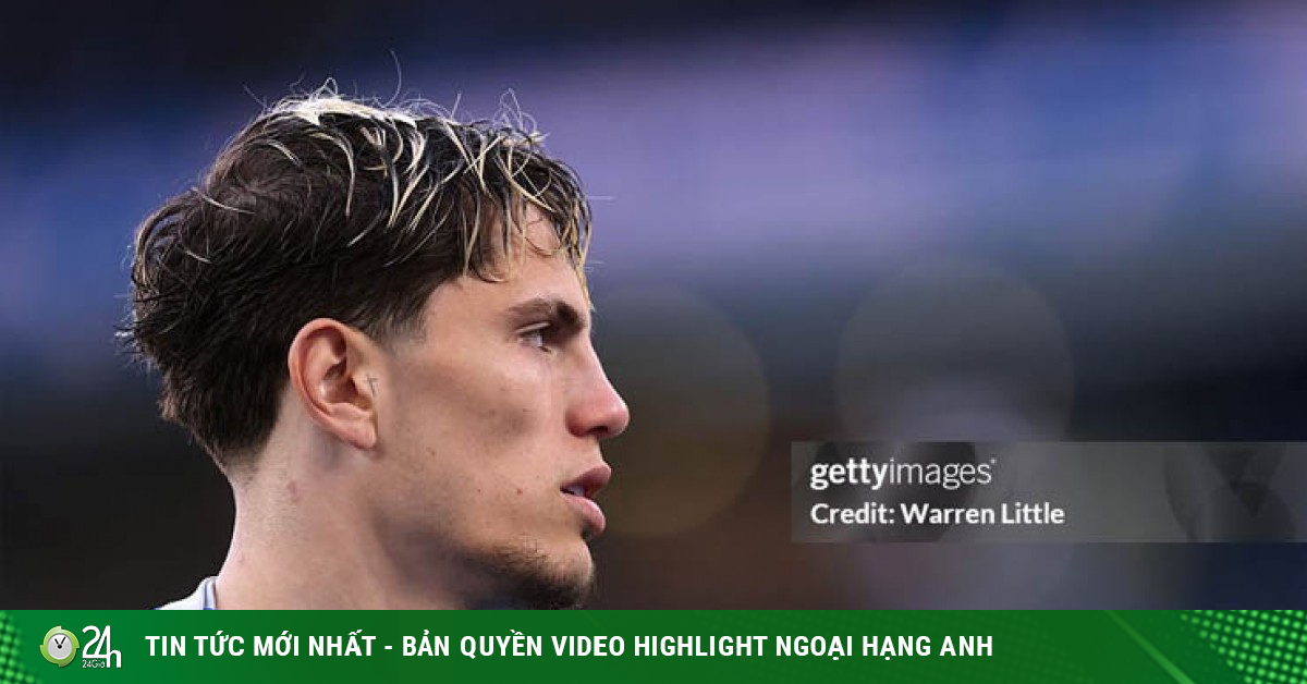 Garnacho sa sút không phanh, sự nghiệp lụn bại: MU cũng phải chịu trách nhiệm?