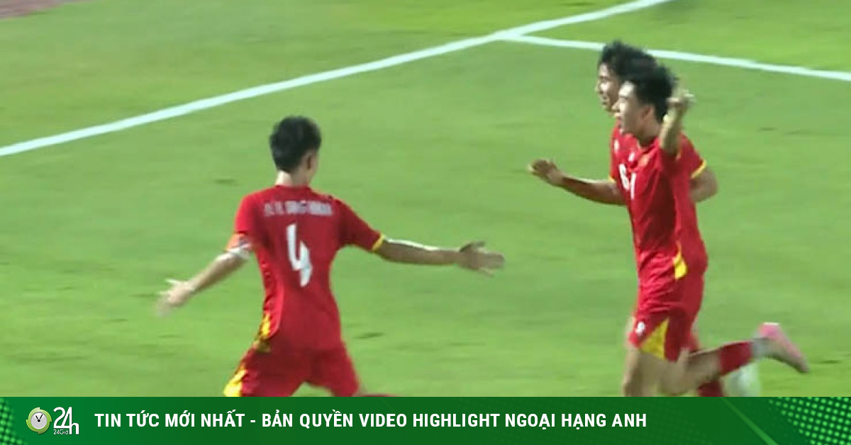 U17 Việt Nam dùng bài bóng bổng, mở tỷ số tưng bừng trước U17 Malaysia