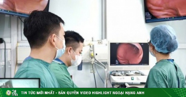 Người đàn ông cấp cứu sau bữa ngan luộc