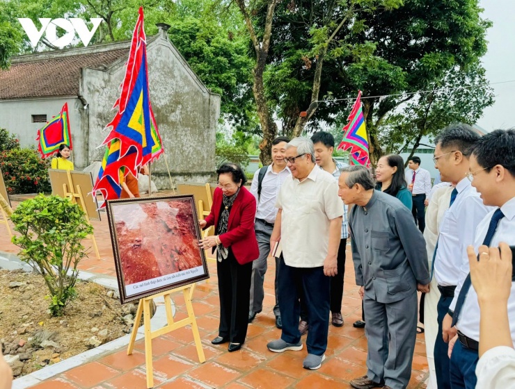 Ngoài các nghi lễ, tại Lễ hội đền Lăng 2026 còn có các hoạt động trưng bày, tìm hiểu lịch sử, cùng các trò chơi dân gian, chương trình văn nghệ phục vụ nhân dân và du khách vui đón hội làng.
