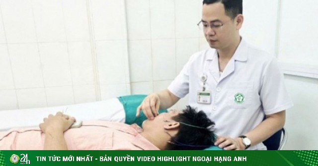 Ngâm bể sục rồi ngủ điều hòa, nam sinh liệt mặt sau một đêm