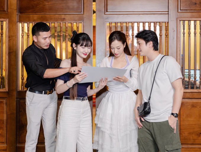 Sắc vóc của 'gái hư' gây sốt trong 'Bước chân vào đời' - 3