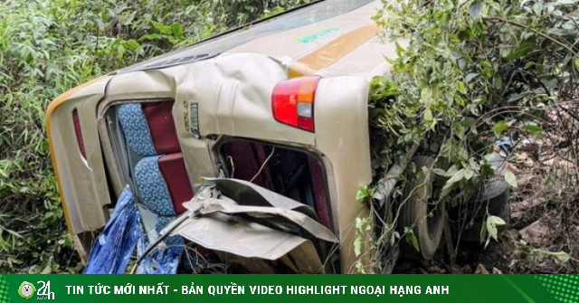 Sơn La: Xe chở 25 người lao xuống taluy sâu 100m, nhiều người thương vong