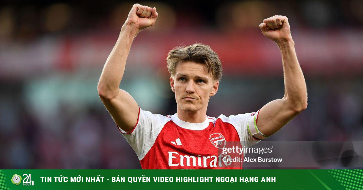 Nóng bảng xếp hạng Anh: Arsenal tạm đòi lại ngôi đầu, Tottenham thắng cũng như không