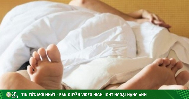 Bắt quả tang vợ ngoại tình, chồng uống rượu 'lấy can đảm' và cái kết rúng động