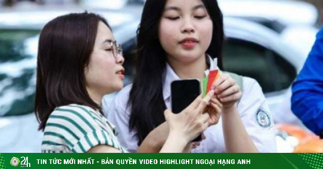 Hà Nội: Gần 190.000 học sinh thi lớp 10 năm tới, phụ huynh "mất ăn mất ngủ" vì tỷ lệ chọi kỷ lục chưa từng có