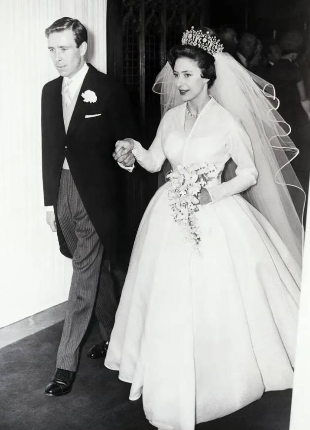 Những cuộc ly hôn gây chú ý trong hoàng gia thế giới - 5