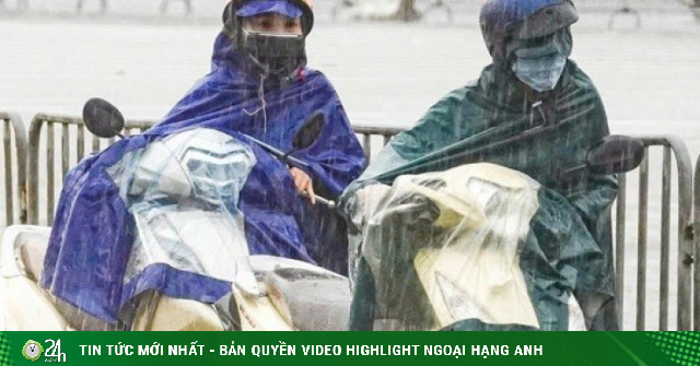 Miền Bắc mưa dông, cảnh báo lốc sét do không khí lạnh