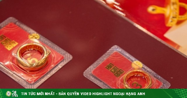 Giá vàng rời đỉnh, mua vào còn 165 triệu đồng, người tích sản đứng ngồi không yên