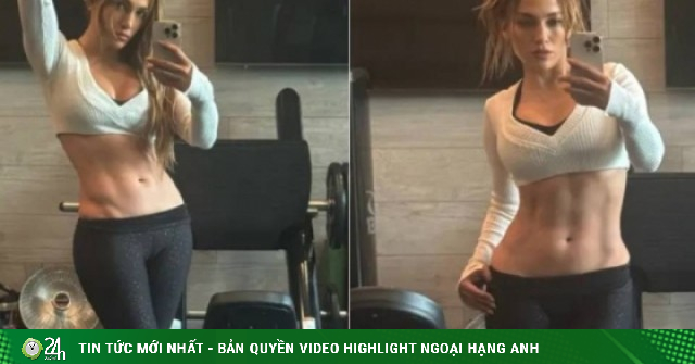 Jennifer Lopez khoe cơ bụng săn chắc ở tuổi U60
