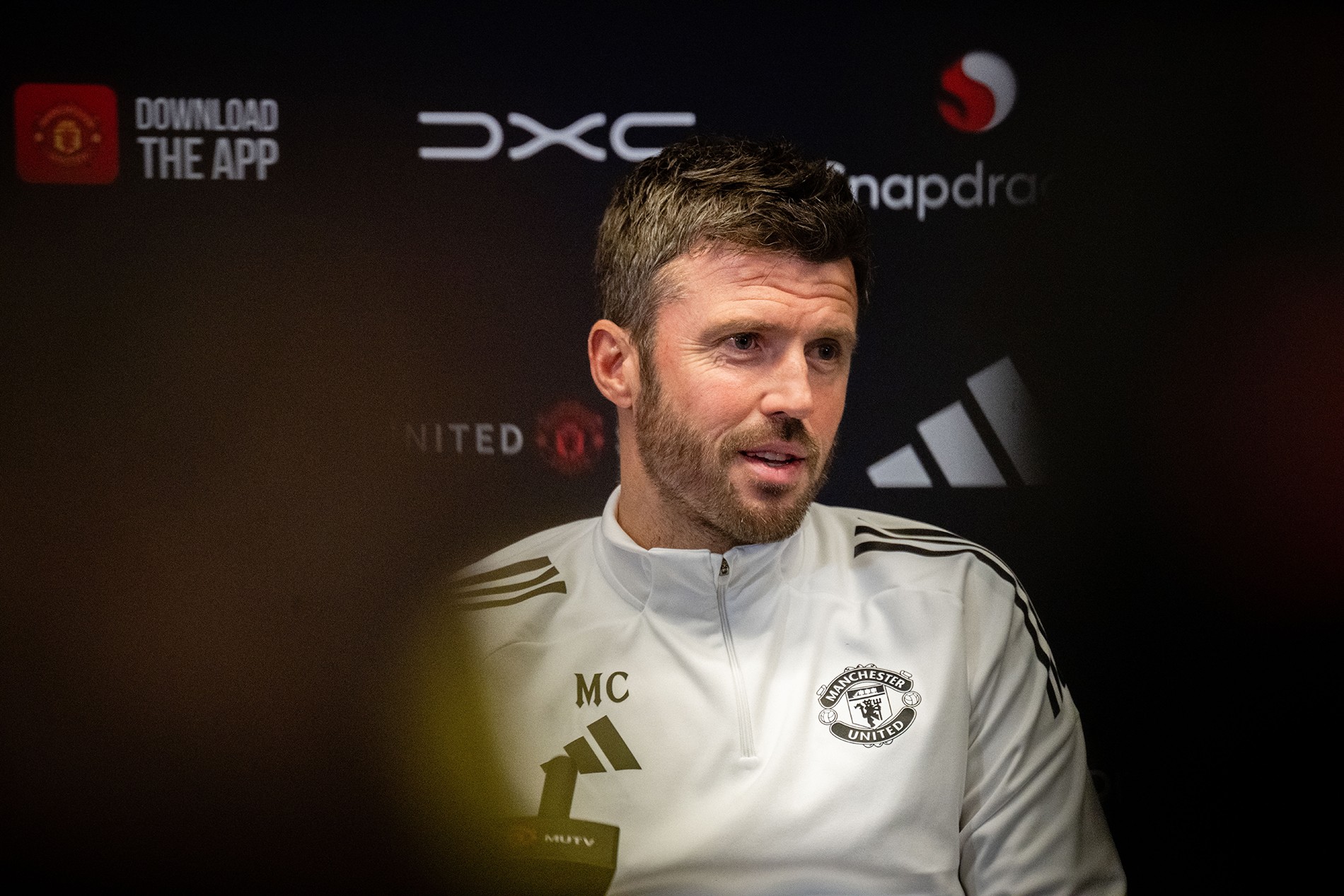Michael Carrick đã chứng minh tài năng, MU có đủ dũng cảm trao quyền chính thức? - 18