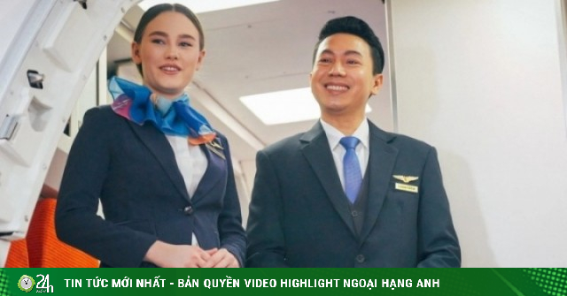 Tiếp viên hàng không tiết lộ sự thật đằng sau lời chào khi khách lên máy bay