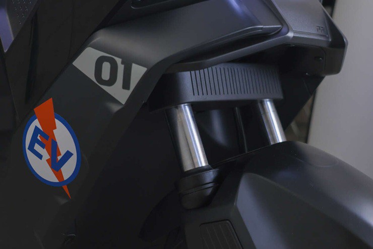 Xe máy điện giá 15 triệu đồng, tích hợp NFC, chạy 120 km/lần sạc - 5