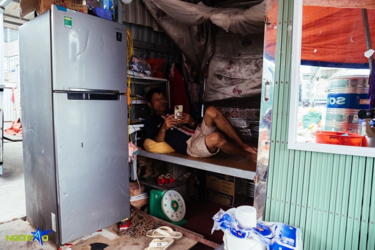 Cảnh sống chật chội trong nhà siêu mỏng, siêu méo sau giải tỏa - 2