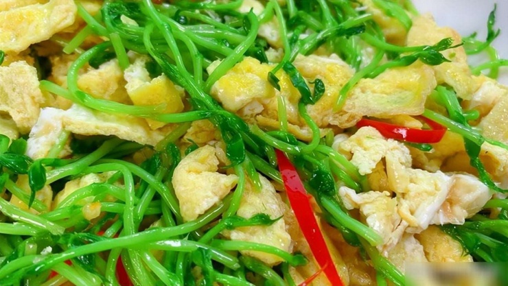 Loại rau nho nhỏ, tính mát như kem, giải nhiệt, dưỡng gan, cải thiện thị lực, xào nhanh thành món giòn ngọt, đưa cơm - 6