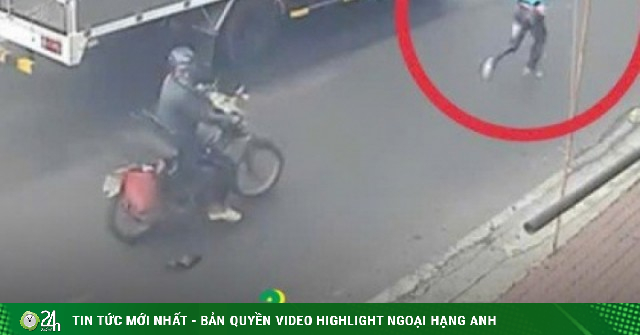 Màn truy đuổi nghẹt thở nam thanh niên vờ mua hàng rồi cuỗm vàng bỏ chạy