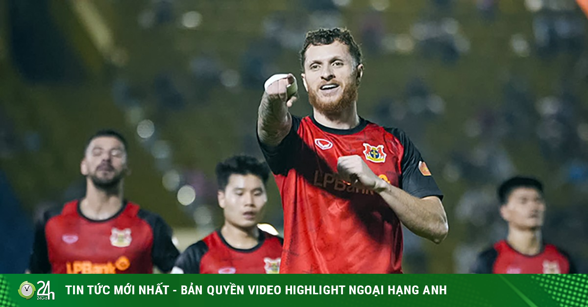 Nguyễn Tài Lộc nhập tịch thành công, thầy Kim có "siêu tiền đạo" khuynh đảo AFF Cup?