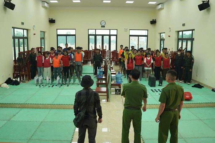 Công an Điện Biên.