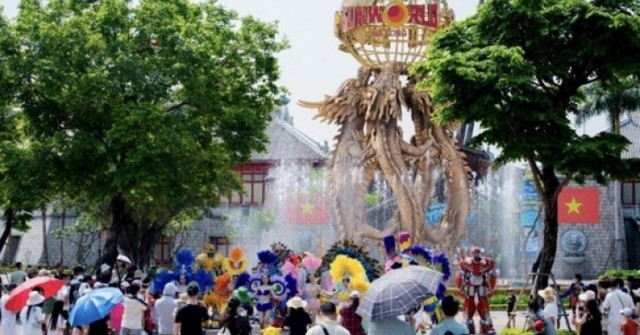 Sun World Hạ Long sôi động ngay từ ngày đầu kỳ nghỉ lễ 30/4