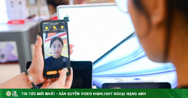 Nhà mạng làm việc xuyên lễ phục vụ khách hàng xác thực thông tin thuê bao