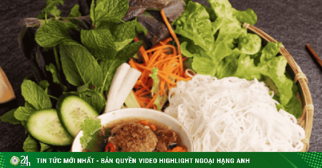 Loạt món ngon “ăn là nhớ” khi tới Hà Nội dịp lễ 30/4 – 1/5: Từ tinh hoa phố cổ đến ẩm thực đường phố khiến du khách mê mẩn