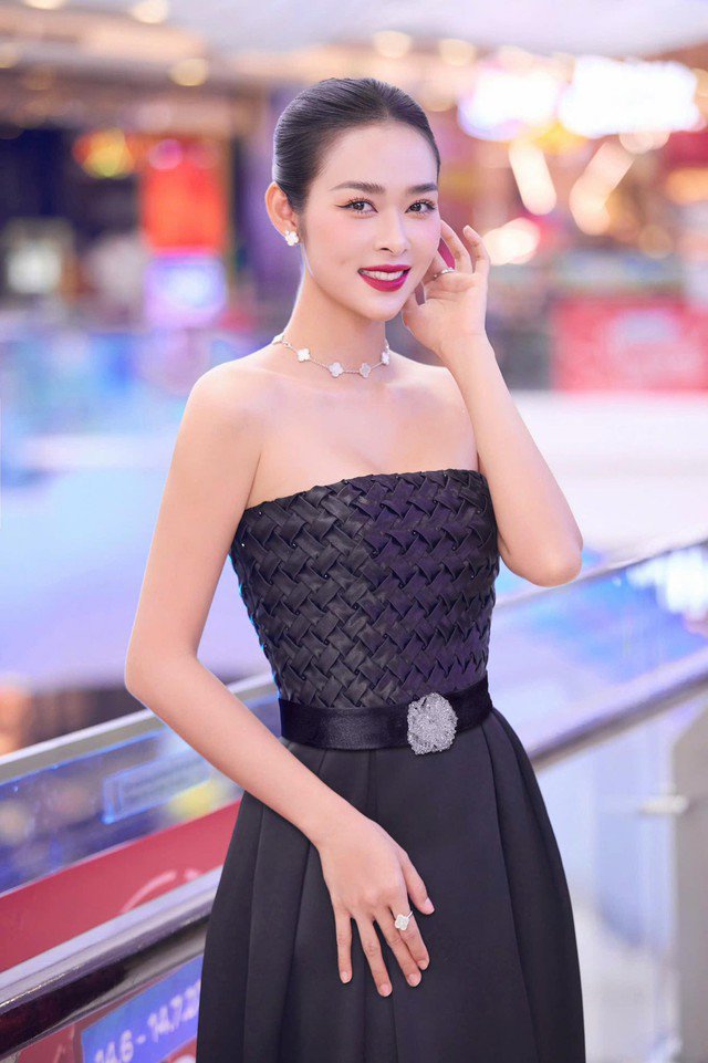 Cuộc chiến hột xoàn" có được sắc vóc hoàn hảo.