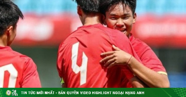 Quang Hải nói lời gan ruột với con trai sau quyết định của U17 Việt Nam