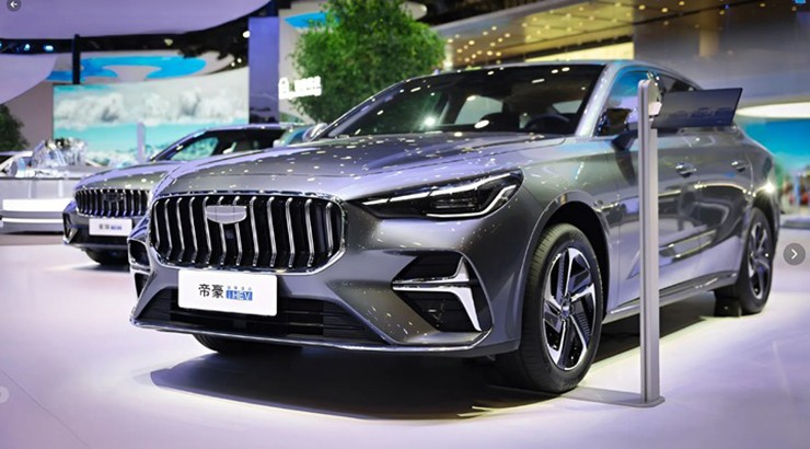 Geely trình làng mẫu sedan siêu tiết kiệm nhiên liệu, giá từ 230 triệu đồng - 1